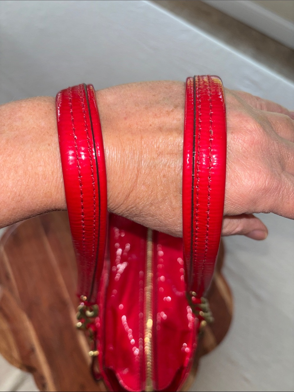 Coach‎ Madison Diagonal Pleated Patent Leather handbag in red - Picture 8 of 15